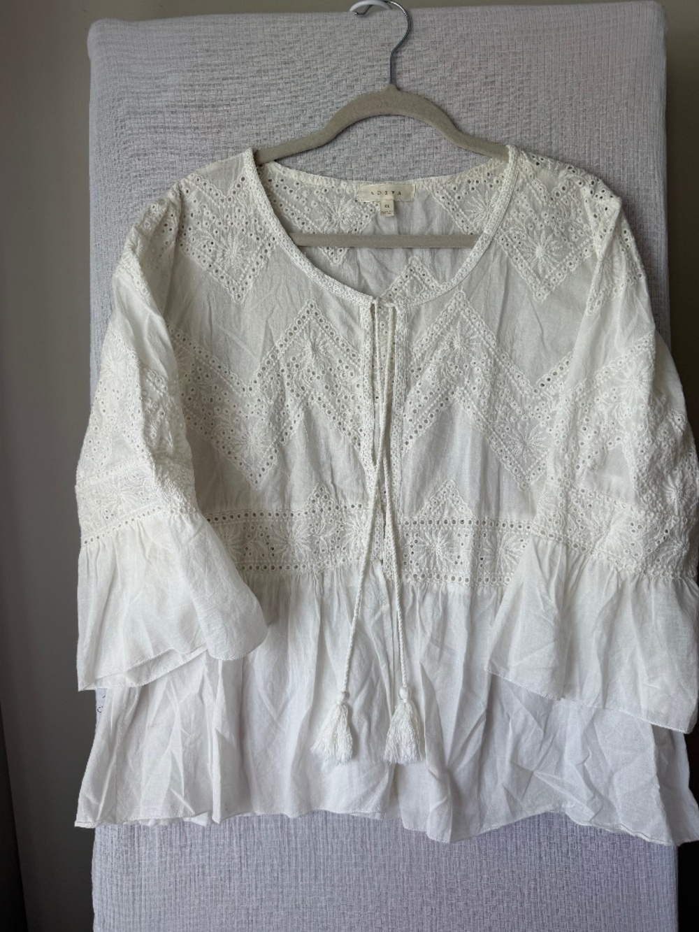 Adiva Eyelet Embroidered Cutout Lace Up Up Cardigan Shirt Sz XL